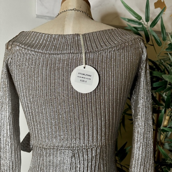 LUXXEL STRIPLE SPLIT JUMP SIZE SMALL - Picture 8 of 8